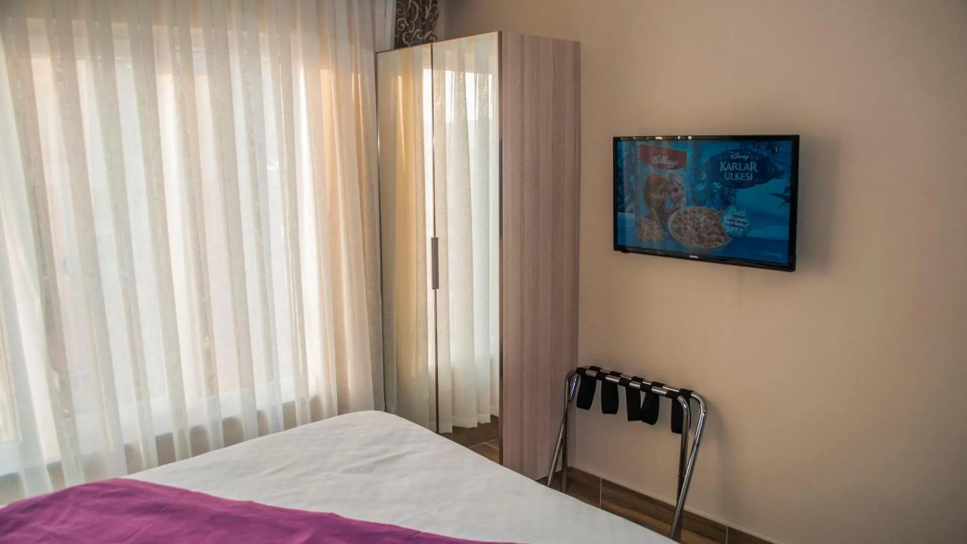 Apart 57 Taksim Harbiye Istanbul Turkey